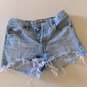 Cutoff Jean shorts